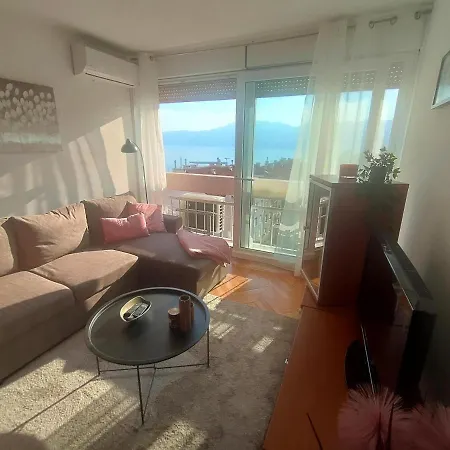Adria Holliday Rijeka Apartment Exterior photo