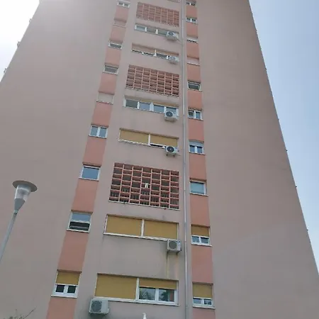 Adria Holliday Rijeka Apartment Exterior photo